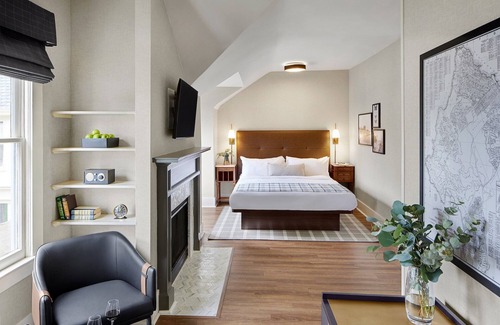 Pacific Grove Cama Y Desayuno | Gosby House Inn, A Four Sisters Inn