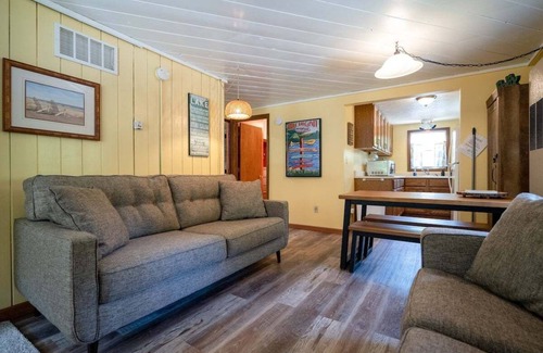Saugatuck Cabaña | Goshorn Lake Resort Cottage #7