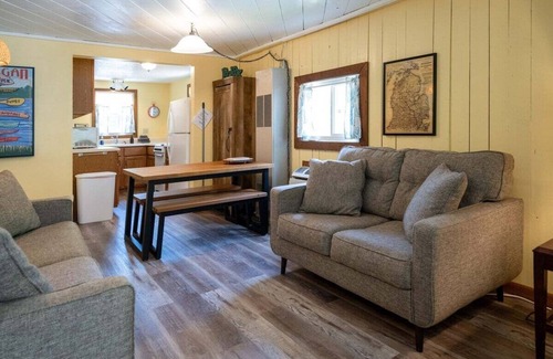 Saugatuck Cabaña | Goshorn Lake Resort Cottage #7