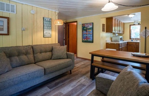 Saugatuck Cabaña | Goshorn Lake Resort Cottage #7