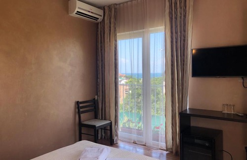 Bolʼshoy Fontan Hotel | Gosti