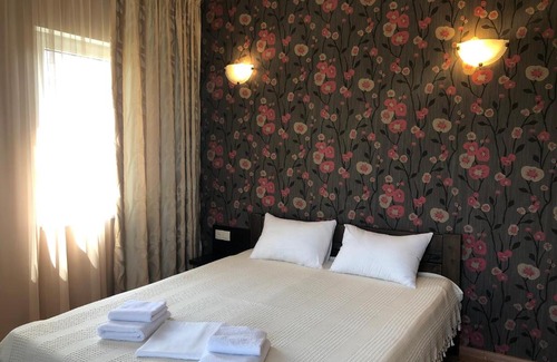 Bolʼshoy Fontan Hotel | Gosti
