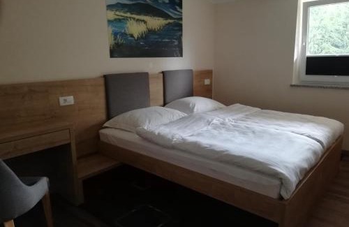 Cerknica Casa | GOSTILNA S PRENOČIŠČI PAV
