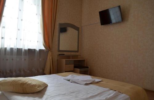 Lenins'kyi district Hotel | Gostiniy Dvor