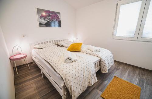 Kobarid Apartamento | Gotar Apartment with Garden