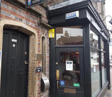 East Grinstead Cama Y Desayuno | Gothic House