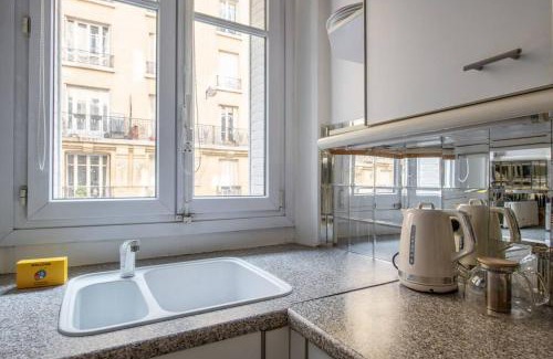 12th Arrondissement Apartamento | Goujon - Cozy apartment in Nation-Picpus neighborhood