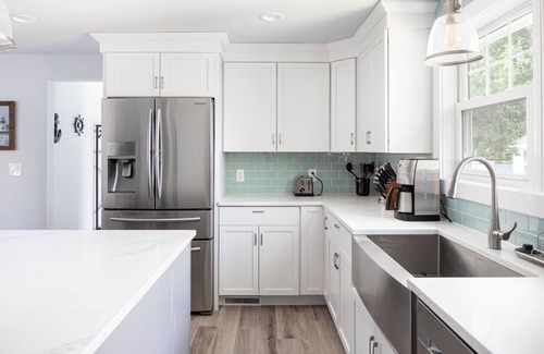 Narragansett Casa | Gourmet Kitchen, Air Conditioning, Walk to Beach