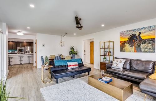 Wichita Casa | Gourmet Kitchen-Private Pool & Spa-Games-Steps to Golf Course-Parks & Museums