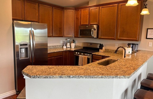 Government Hill Casa | Government Hill - Mountain Views, near JBER. 3bd-2.5ba, 2car gar. Fenced yard.