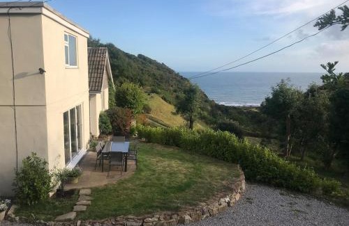 Crynant Apartamento | Gower cottage for 2-4 with sea views near sandy beach
