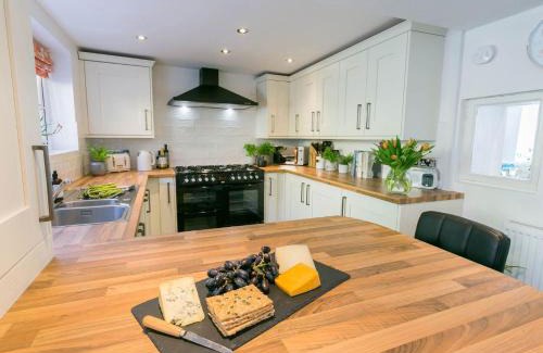 Beaumaris Casa | Gower Cottage
