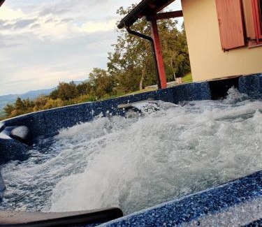 Hrastnik Casa | Gozdarjeva koča nad Rimskimi Toplicami