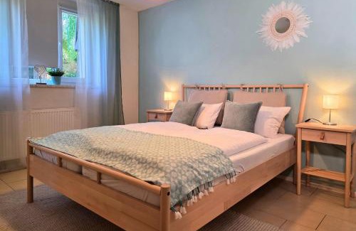 Senftenberg Apartamento | Grüne Oase mit eigener Terrasse zwischen Altstadt und Hafen #1