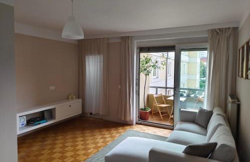 Klagenfurt am Woerthersee Apartamento | Grünerbalkon Ferienappartement