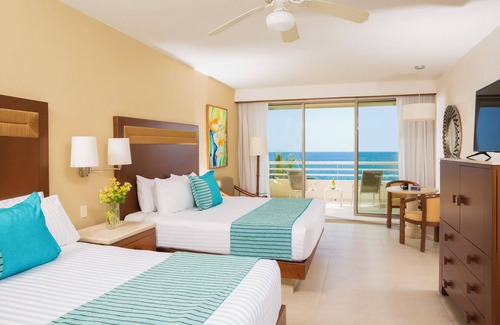 Zona Hotelera Hotel | GR Solaris Lighthouse Los Cabos