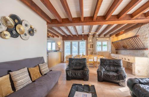 La Gripperie-Saint-Symphorien Casa | Grand gite 16 personnes