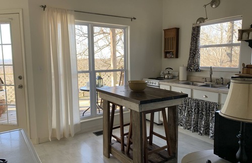 Sylvan Shores Cabaña | Grace Cottage - Encantadora con hermosa vista del lago Beaver