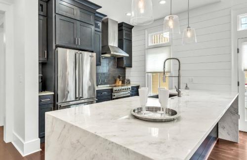 Beach District Casa | Grace Place