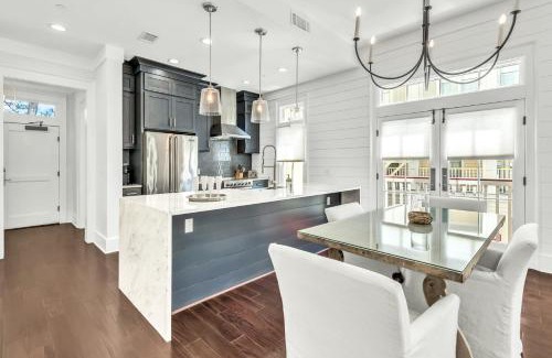 Beach District Casa | Grace Place