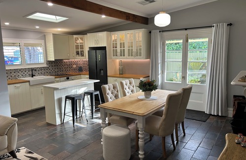 Mount Barker Casa | "GraciaDeDios" Beautifully renovated 1910 Cottage