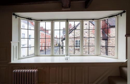 Ludwel Casa | Grade 2 listed , In the heart of Historic Ludlow.