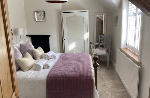 Chester Cabaña | Grado II, 30 Overleigh Road, Handbridge, Chester
