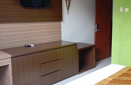 Laweyan Hotel | Graha Laweyan Solo