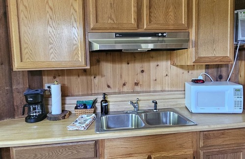 Orange Prairie Cabaña | Grain Bin Cottage 10