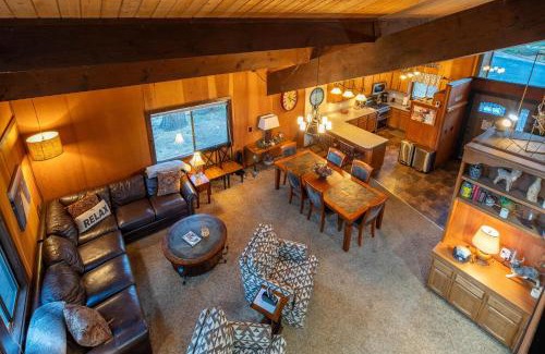 Lake Forest Casa | Grainger By Hauserman Rentals