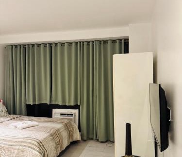 Downtown Apartamento | Gramercy Residences Studio With Balcony City View
