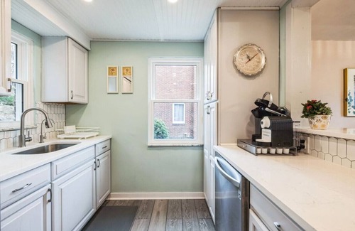 Level Green Casa | Grammy's Garden w Parking