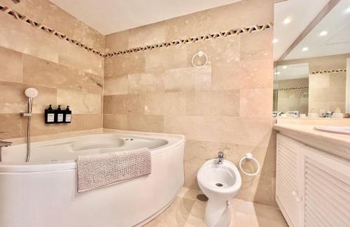 Nueva Andalucia Apartamento | Gran apartamento en Magna Marbella