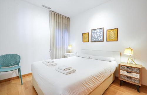 Sant Antoni Apartamento | Gran Via City Center Apartment