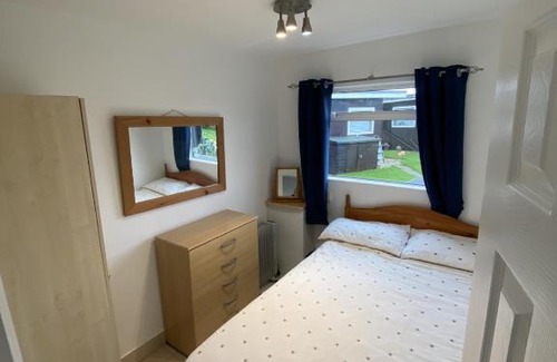 Selsey Apartamento | Granada, 2 bedroom chalet with onsite pool and bar