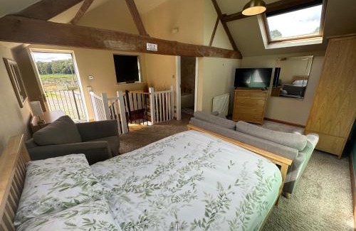 Scawton Casa | Granary cottage with HOT TUB