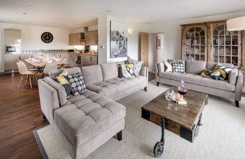 Gattonside Casa | GRANARIO, 8 plazas, excelente conversión de granero. vistas excepcionales, cerca de Melrose