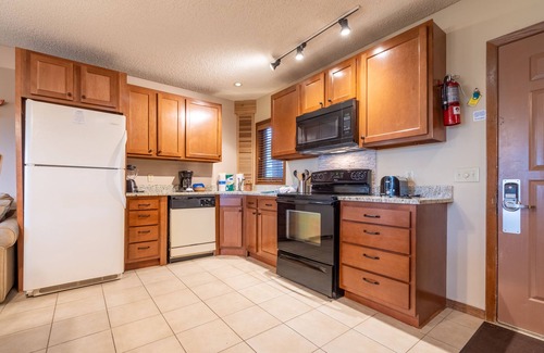 Silvercreek Condominio | Granby Condo with Private Hot Tub
