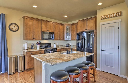 Silvercreek Casa | Granby Home w / Mtn Views & Hot Tub w / Amenity Access