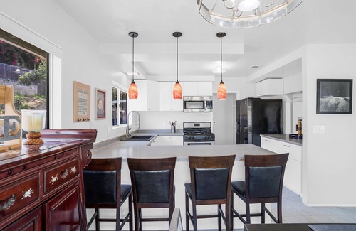 El Cajon Casa | Grand 5 Bedroom Home in El Cajon San Diego Ca