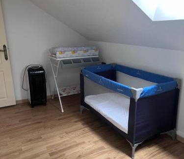 Verneuil-sur-Avre Apartamento | Grand Appartement lumineux 2ch. Ville historique.