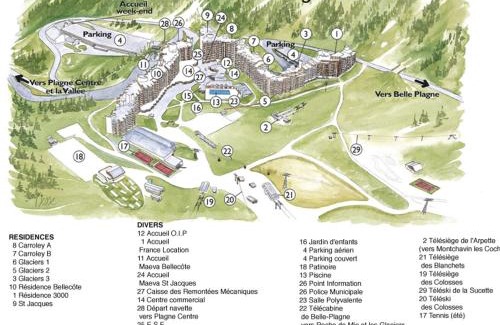 Macot-la-Plagne Apartamento | Grand appartement rénové - 11 pers - Centre station - Balcon - FR-1-181-2379