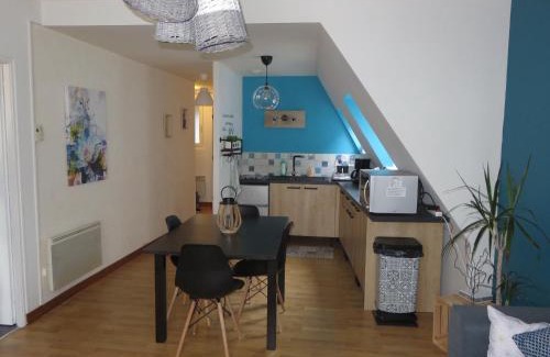 Thouars Apartamento | Grand appartement chaleureux
