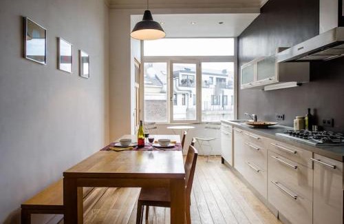 Sint-Gillis Apartamento | Grand appartement d'artiste cosy et proche de tout
