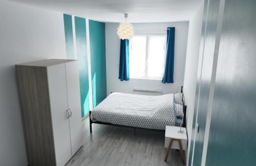 Valenciennes Apartamento | Grand appartement de ville avec 2 places de parking privées intérieur