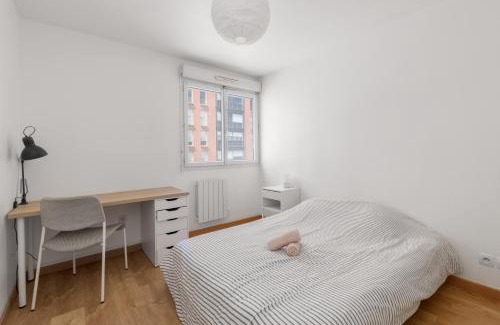 Centre Ville Rive Gauche Apartamento | Grand appartement Rouen Free Parking Privé Gratuit