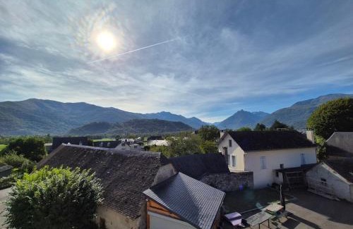 Ayzac-Ost Apartamento | Grand appartement vue montagne