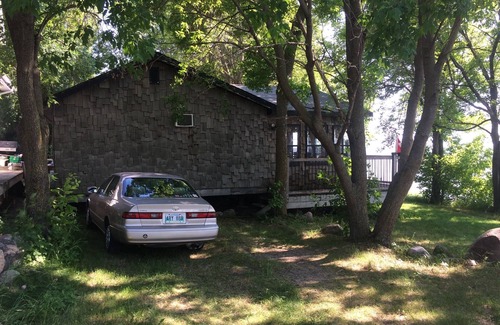 Grand Beach Cabina | Grand Beach Lakefront Cabin