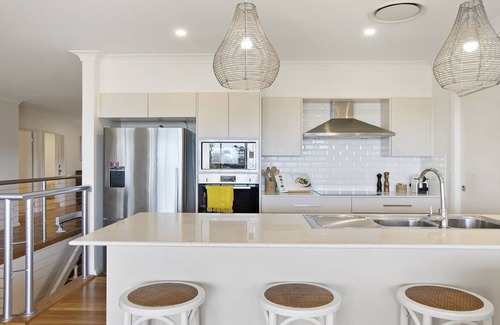 Killcare Casa | Grand Beachviews at Killcare - pet friendly and AC