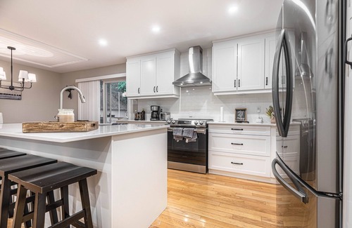 Lambton Shores Cabaña | Grand Bend -Beach Spa Retreat - Villa Nicole